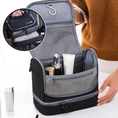 grande trousse de toilette compacte